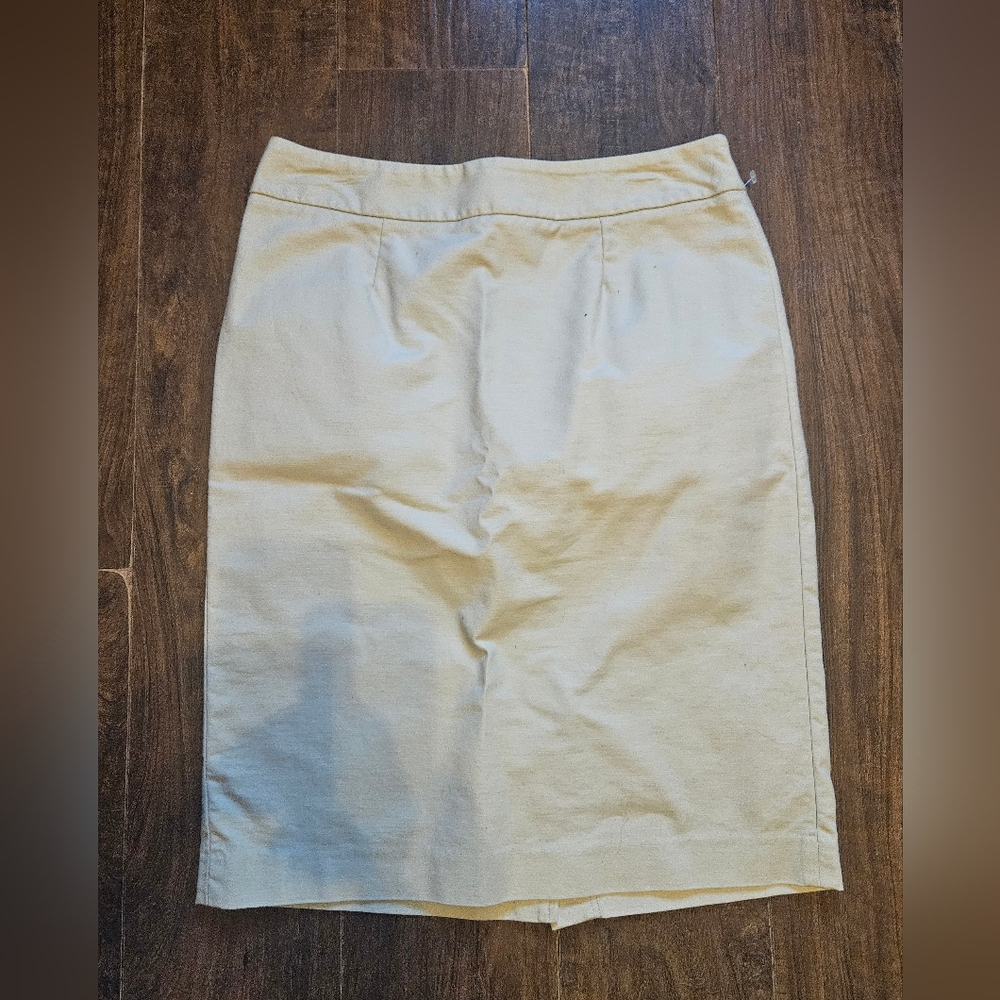 Coldwater Creek Pencil Skirt Sz 6 Tan Beige Stretch.      26